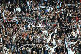 5 Yıldır Ara Veren Özdilek, Beşiktaş'ta!