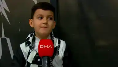 8 Yaşındaki Ali'nin Beşiktaş Aşkı Vapurda Patladı!