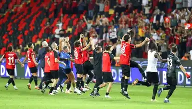 Gaziantep FK - Galatasaray Maçı Biletleri Satışta!