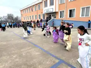 Düzce'de Gönüllü Gençler, Öğrencilere Unutulmaz Bir Gün Yaşattı