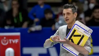 VakıfBank, Guidetti ile 3 Yıl Daha!